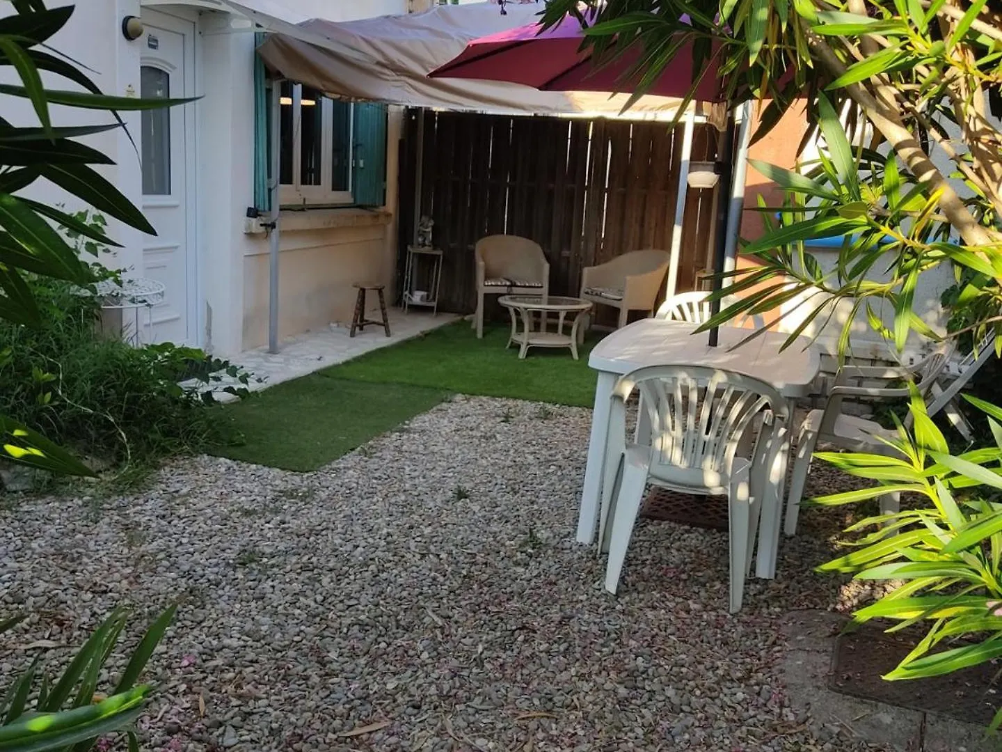 Une Petite Maison Dans Un Quartier Calme Dans La Zone Verte Proximite Tous Commerces Carpentras Nyaraló